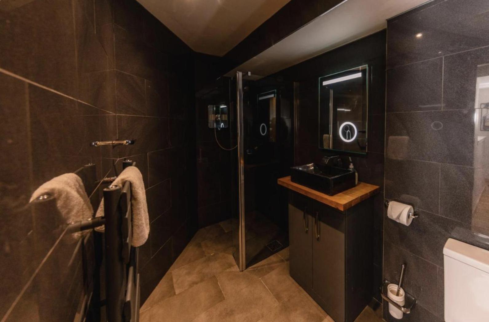 Superb Luxury Apartment By Canal - Central Edinburgh Luaran gambar